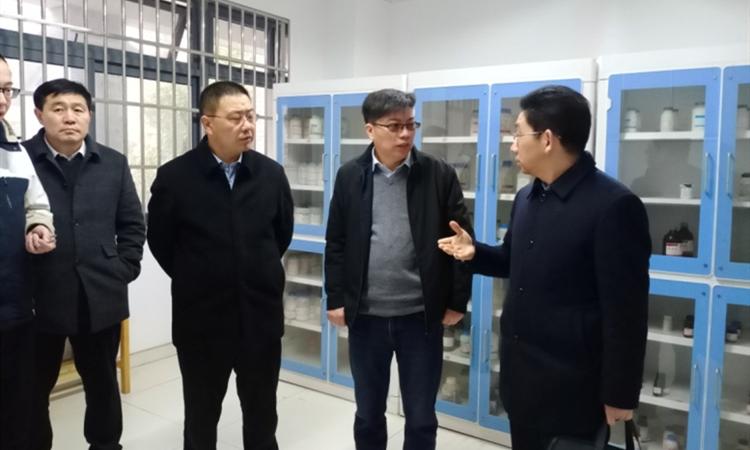 市教育局开展调研检查 推进